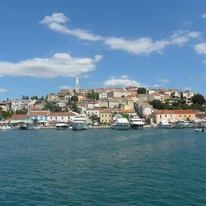 https://mobile-homes-tina-vrsar.in-istria.net