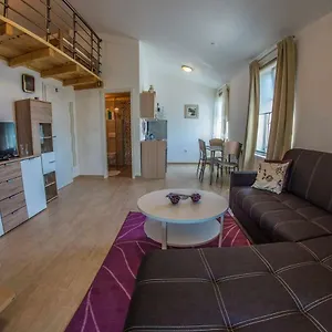 Apartman Nikic, Banjole